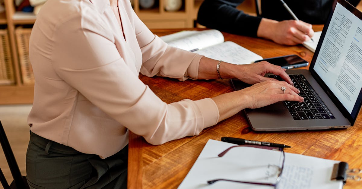 如何评估技术支持辅助所对应制作者的贡献度？