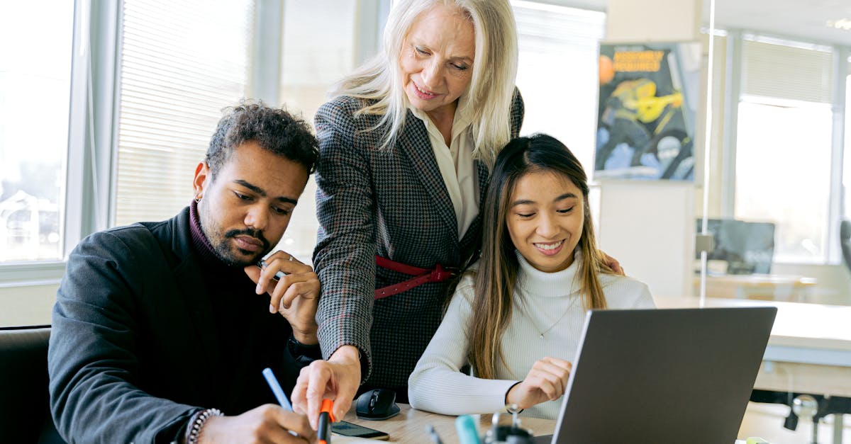 短信的升级：从文字到图片、表情，再到小程序